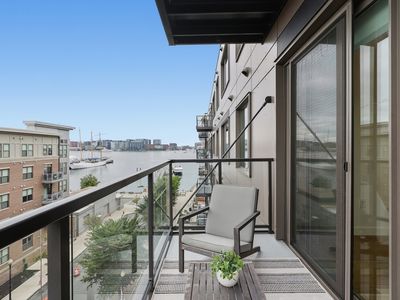 45 Lewis St #501