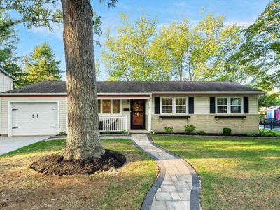 12 Dogwood Dr