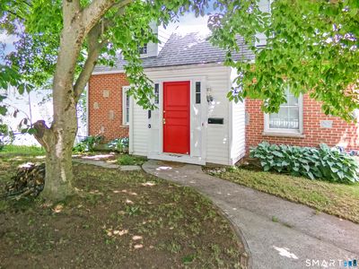 20 Lone Oak Avenue