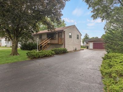 Property at 1393 Cottonwood Ln, Crystal Lake, IL