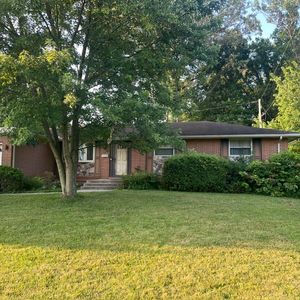 1116 W Alkaline Springs Rd