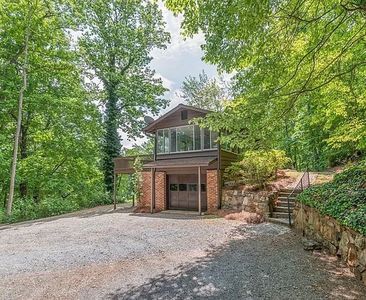 361 Doubleday Rd