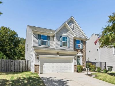 214 Bethune Dr