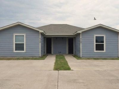 Property at 413 County Line Rd #A & B, Mabank, TX