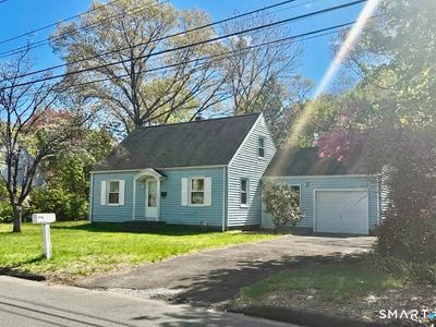 Property at 10 Monroe Street, North Haven, CT