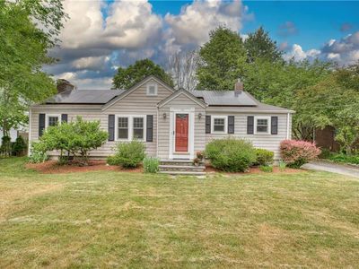 16 Evergreen St