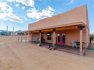 10374 E Happy Trails Rd