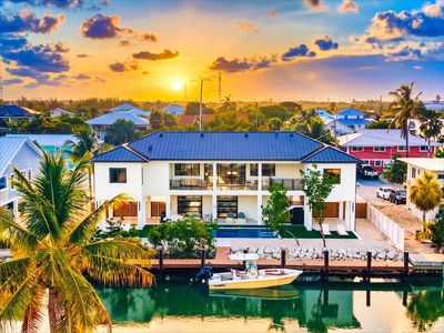 300 N Anglers Dr