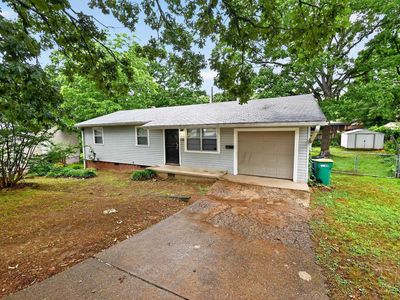 5813 Wisteria Ct