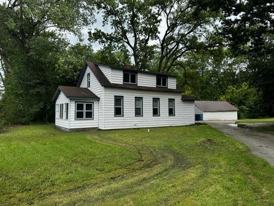 1041 E Highway 330