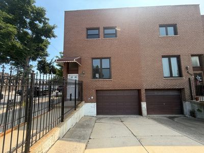 9501 S Racine Ave