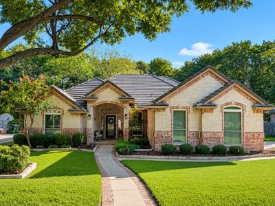 3122 Oakview Dr