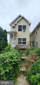 19 N Virginia Ave