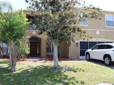 484 Britten Dr