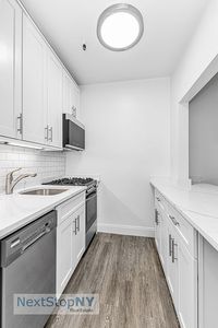 405 E 82nd St APT 5A