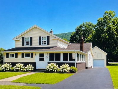 272 Main St