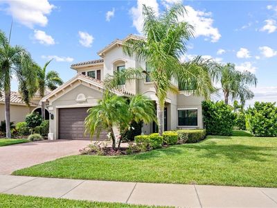 3551 Beaufort CT