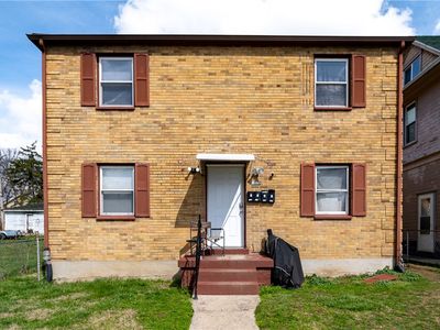 1225 Superior Ave