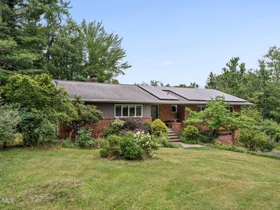 66 S Van Leuvan Drive