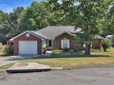 4130 Burning Tree Ln