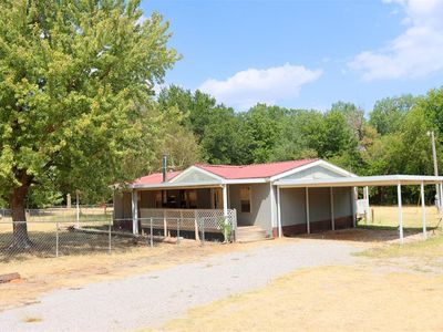 Property at 818 Coal Creek Rd, Tuttle, OK