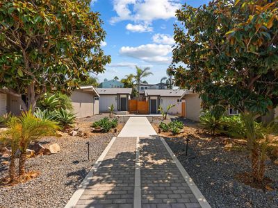 921-927 Regal Rd