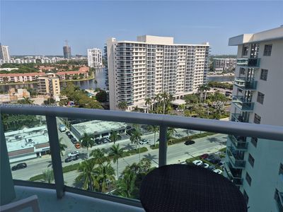 3901 S Ocean Dr #Penthouse 16r