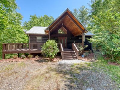 855 Smokey Hollow Dr