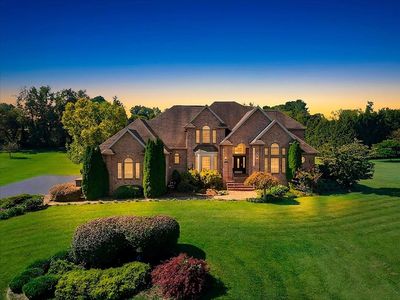 2251 Lake Vista Dr