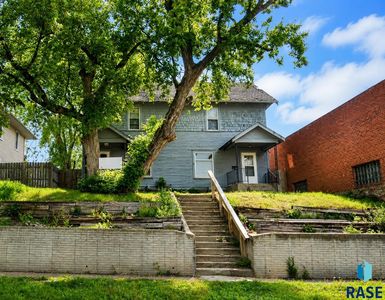 Property at 228 N Fairfax Ave, Sioux Falls, SD