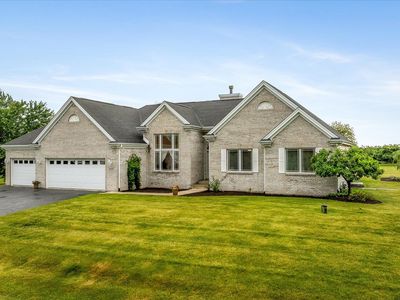 12470 Arrowwood Ln