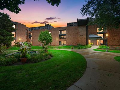 1906 E Shorewood BOULEVARD #153