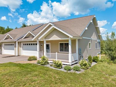 14 Stonehenge Circle #11