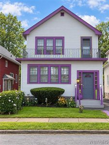 111 Roosevelt Ave