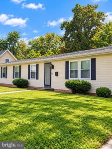 119 Meadowbrook Ave