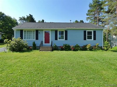 Property at 7399 Michael Rd, Orchard Park, NY