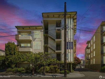 427 Lagunitas Ave APT 305