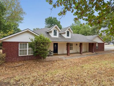 2117 E Oakridge Dr