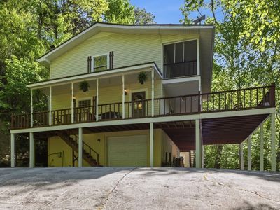 325 Kitchins Ln