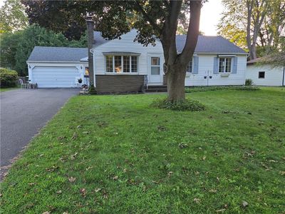 111 Hastings Ln