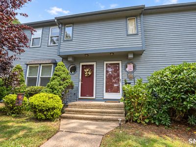 1 Abbott Road #100
