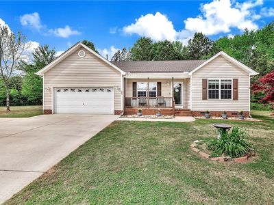 632 Hunters Ln