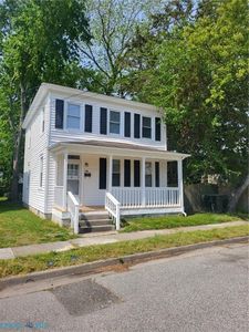 Property at 108 W Howard St, Hampton, VA