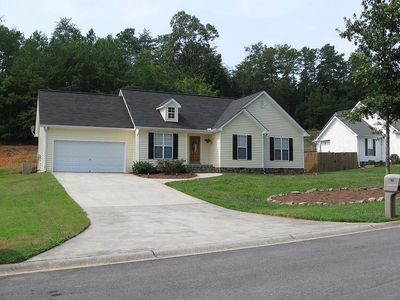 33 Covered Springs Dr NE