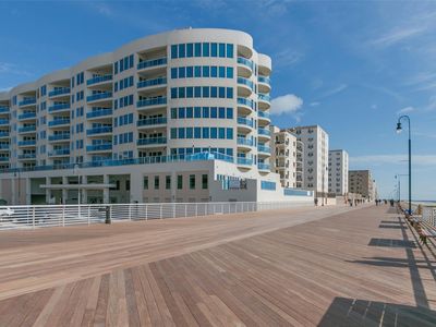 403 E Boardwalk #Ph 802