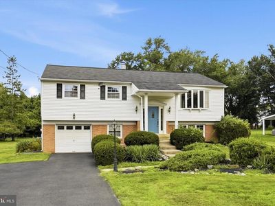 Property at 548 Fairhill Dr, Holland, PA