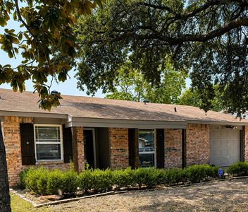 1502 Deepwood Dr