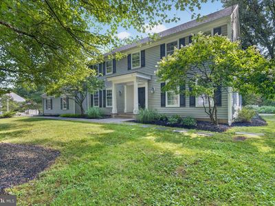 Property at 3 Blue Spruce Dr, Pennington, NJ