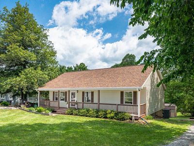 259 Crescent Ln