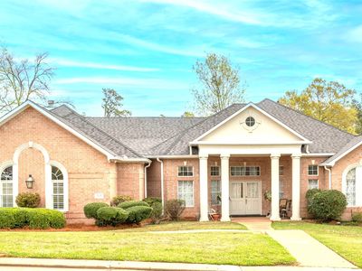 745 Southern Trace Pkwy